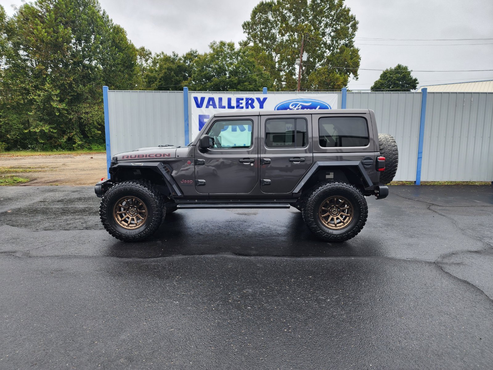 Used 2020 Jeep Wrangler Unlimited Rubicon AWD/4WD image 2
