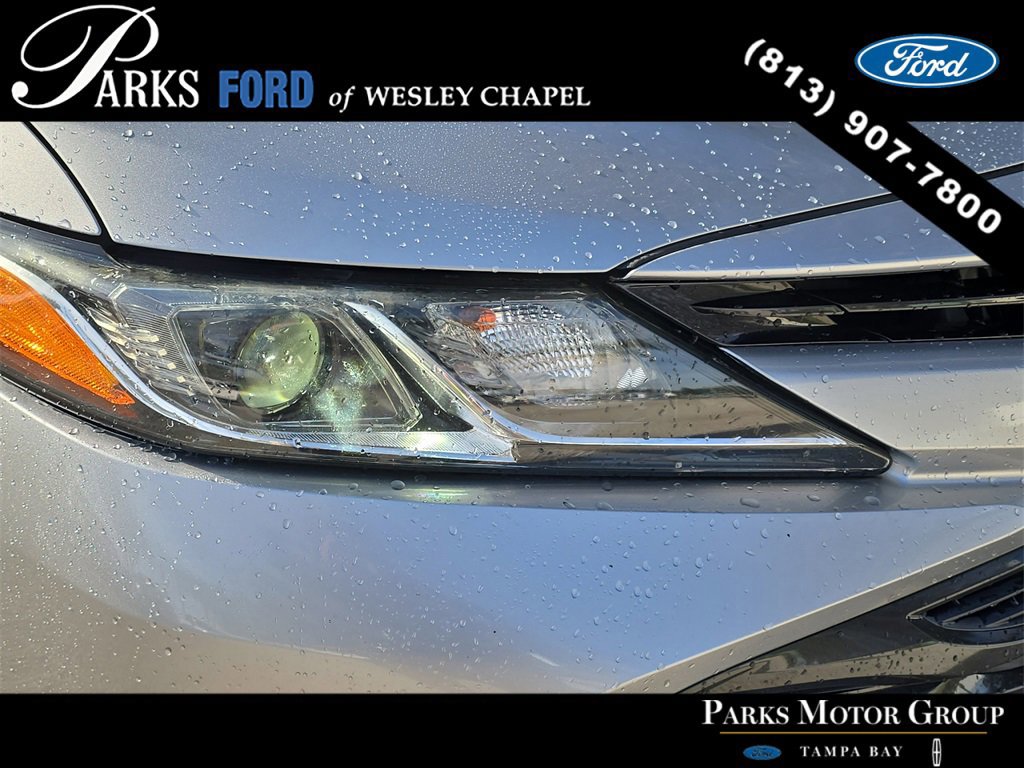 Used 2018 Toyota Camry L image 6