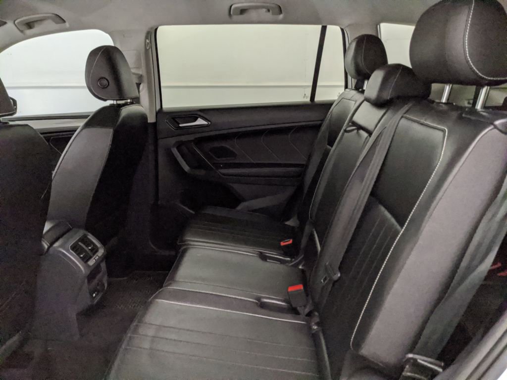 Used 2022 Volkswagen Tiguan SE image 17