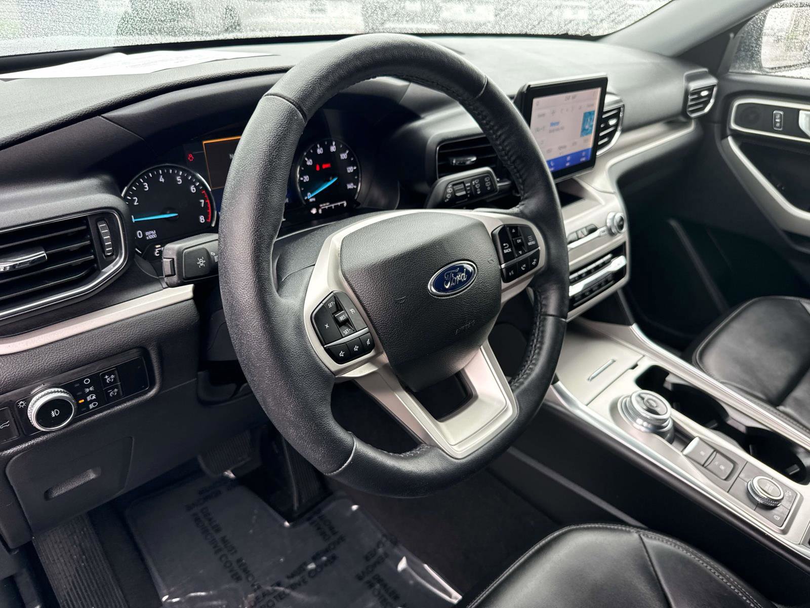 Certified 2023 Ford Explorer XLT w/ Equipment Group 202A image 25