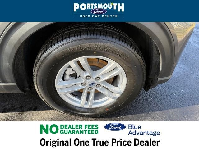Certified 2022 Ford Explorer XLT w/ Equipment Group 202A image 33