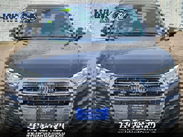 Used 2020 Audi Q5 2.0T Premium w/ Convenience Package image 4