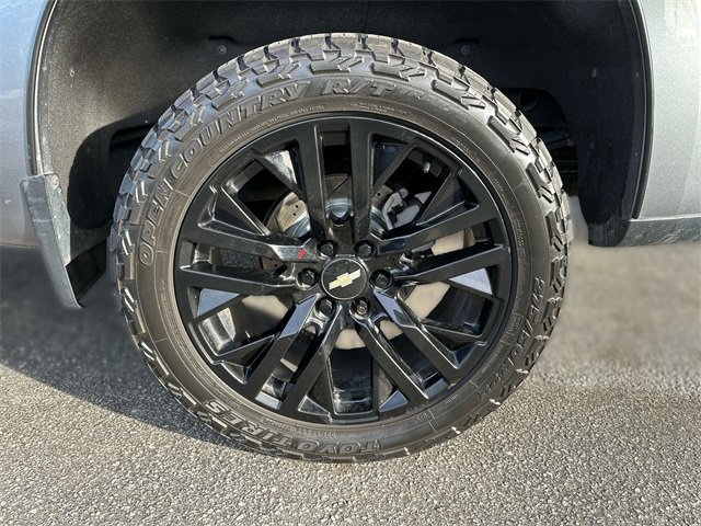 Used 2021 Chevrolet Silverado 1500 LT w/ Convenience Package II image 10