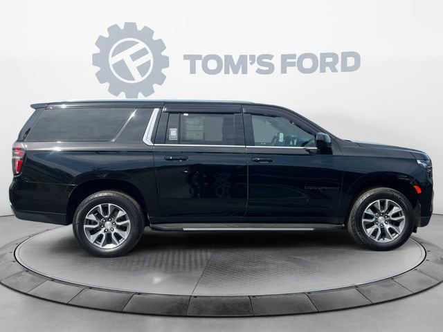 Used 2024 Chevrolet Suburban LT AWD/4WD image 7