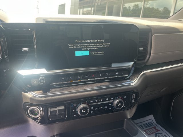 Used 2023 Chevrolet Silverado 1500 LTZ w/ LTZ Premium Package AWD/4WD image 16