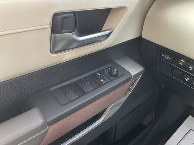 Used 2023 Toyota Tundra 1794 Edition image 32