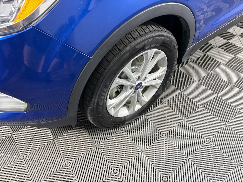 Certified 2018 Ford Escape SE AWD/4WD image 10