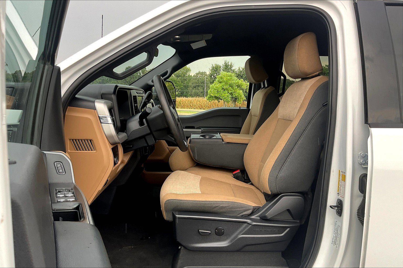 Certified 2024 Ford F350 XLT image 9