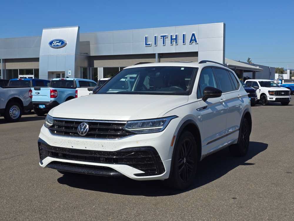 Used 2022 Volkswagen Tiguan SE R-Line FWD image 15