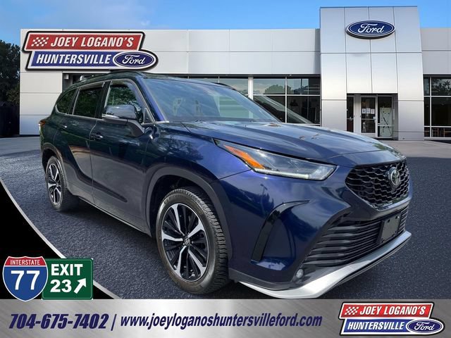 Used 2022 Toyota Highlander XSE AWD/4WD video 1