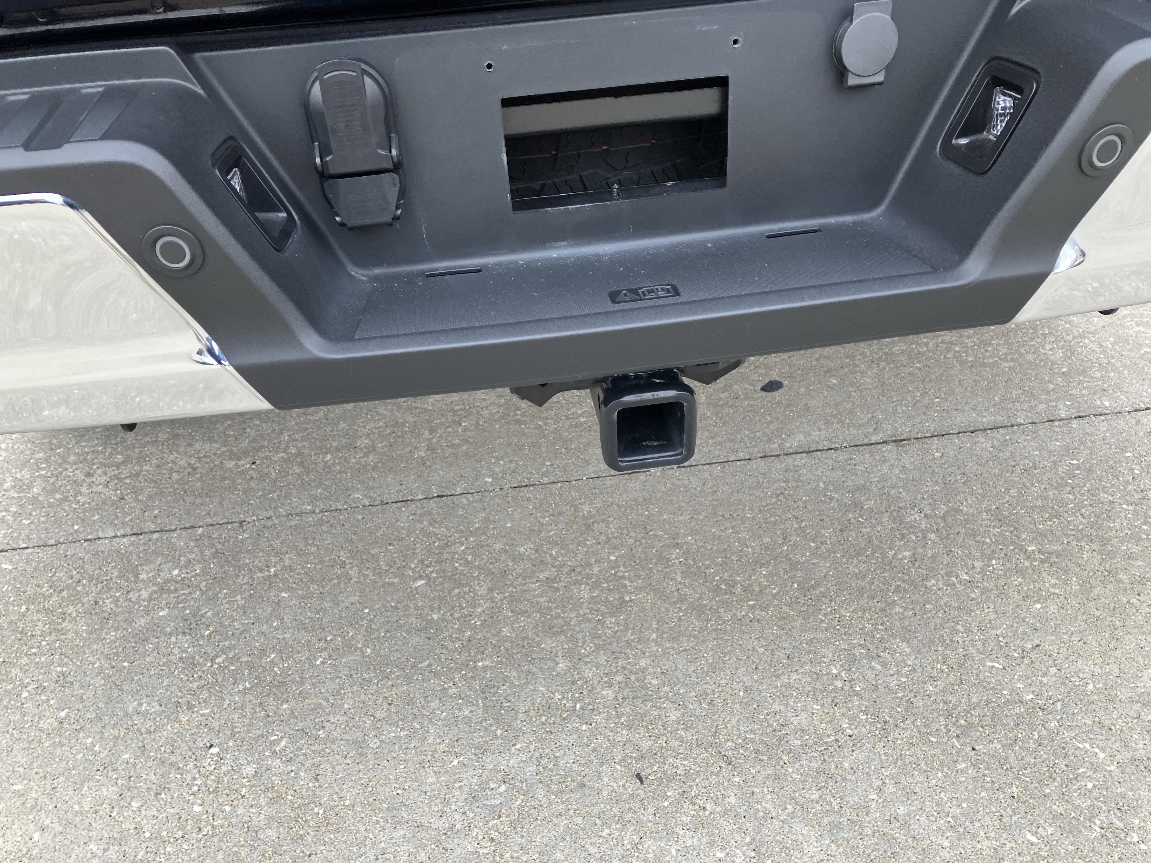 Certified 2023 Ford F150 Lariat w/ Equipment Group 502A High image 11