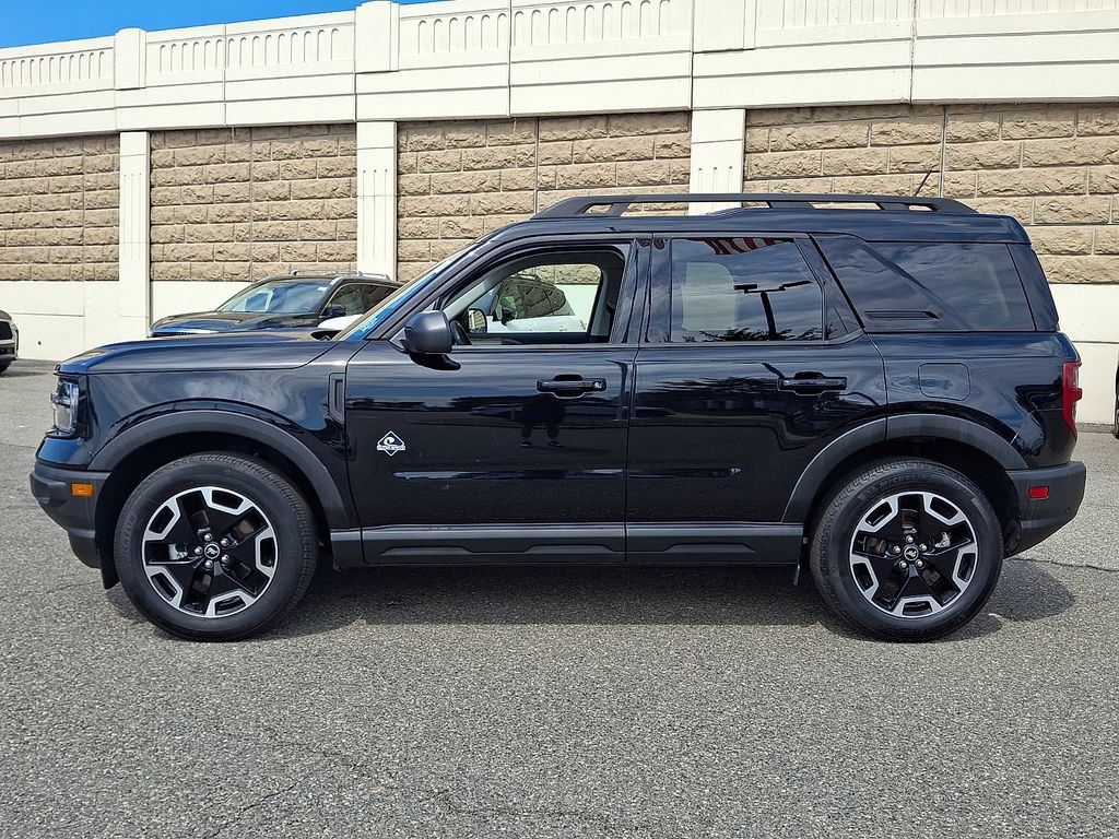 Certified 2024 Ford Bronco Sport Outer Banks w/ Tech Package AWD/4WD image 7