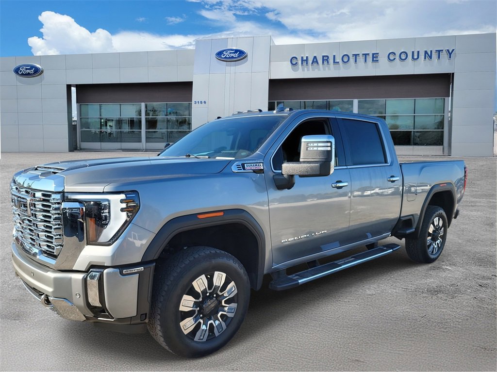 Used 2025 GMC Sierra 2500 Denali w/ Technology Package image 5