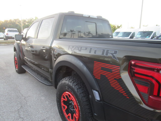 Certified 2025 Ford F150 Raptor w/ Equipment Group 803A Raptor R AWD/4WD image 4