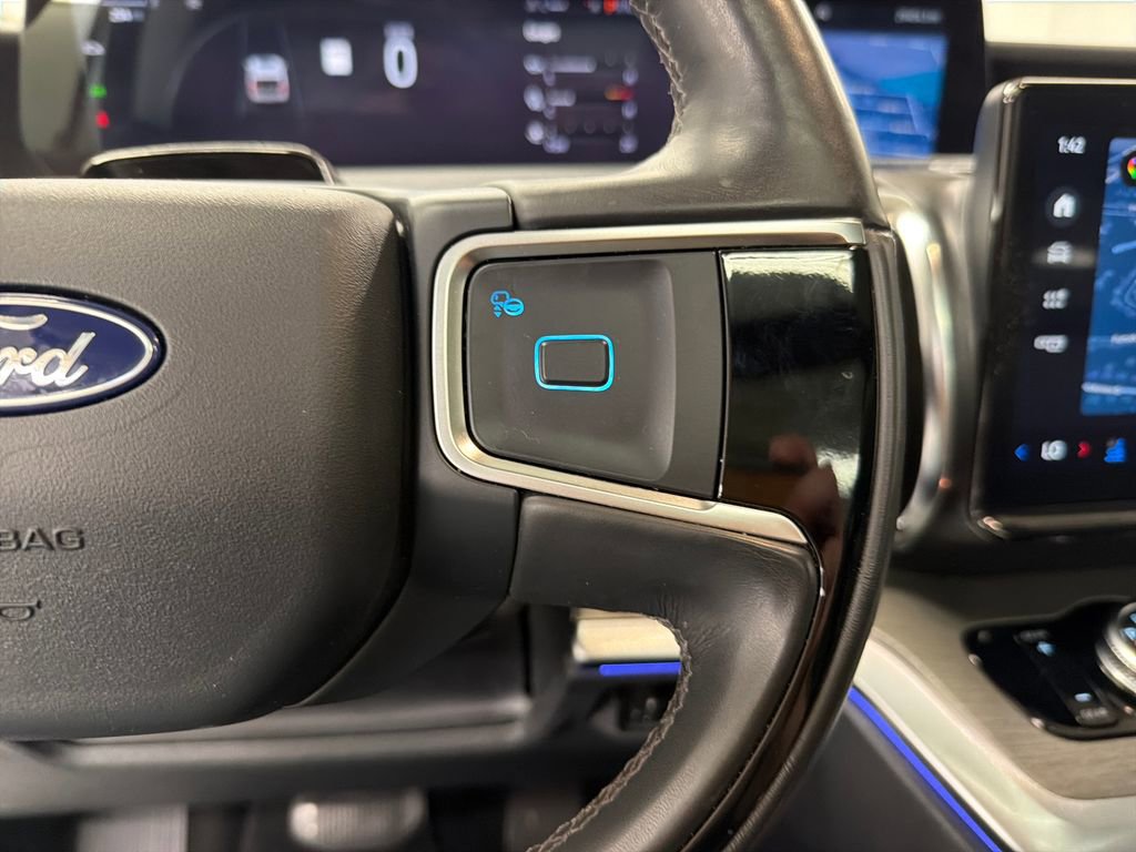 Certified 2025 Ford Expedition Max Platinum AWD/4WD image 23