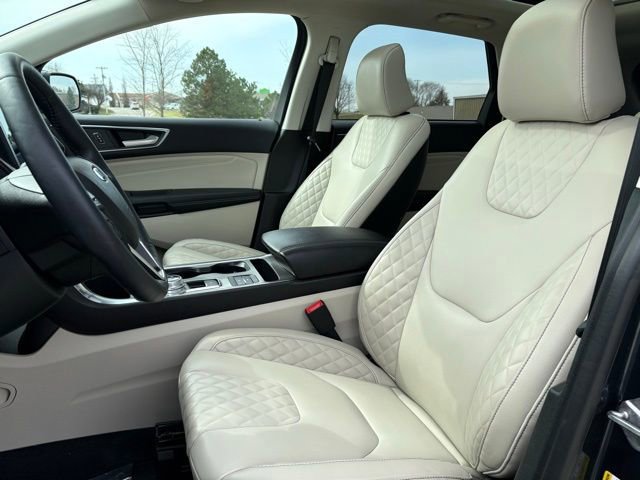 Certified 2024 Ford Edge Titanium AWD/4WD image 12