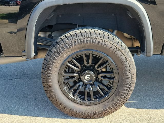 Used 2024 Chevrolet Silverado 2500 LTZ w/ LTZ Premium Package AWD/4WD image 13