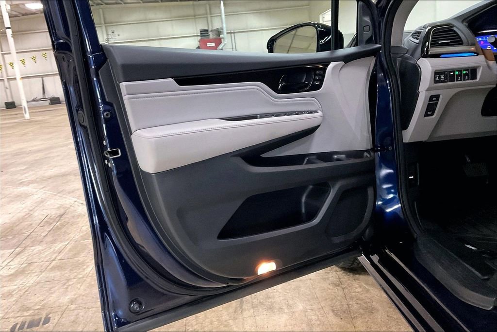 Used 2018 Honda Odyssey Elite image 22