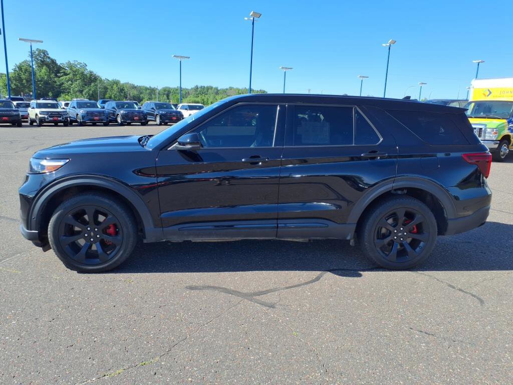 Certified 2022 Ford Explorer ST w/ Equipment Group 401A AWD/4WD image 2