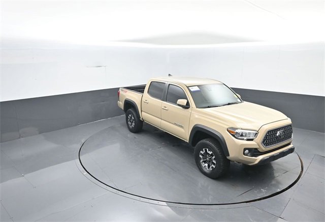 Used 2019 Toyota Tacoma TRD Off-Road image 18