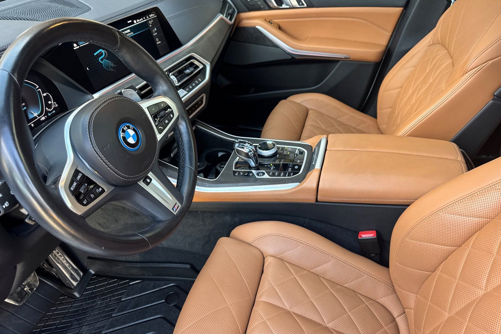 Used 2023 BMW X5 xDrive45e w/ Executive Package image 9