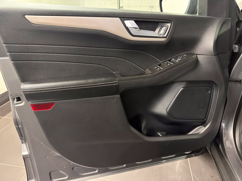 Certified 2021 Ford Escape SE AWD/4WD image 27