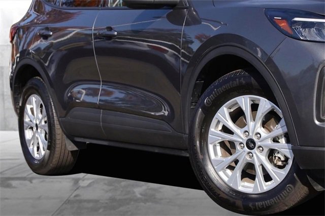 Certified 2023 Ford Escape Active image 2