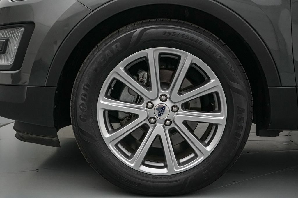 Certified 2017 Ford Explorer Limited image 10