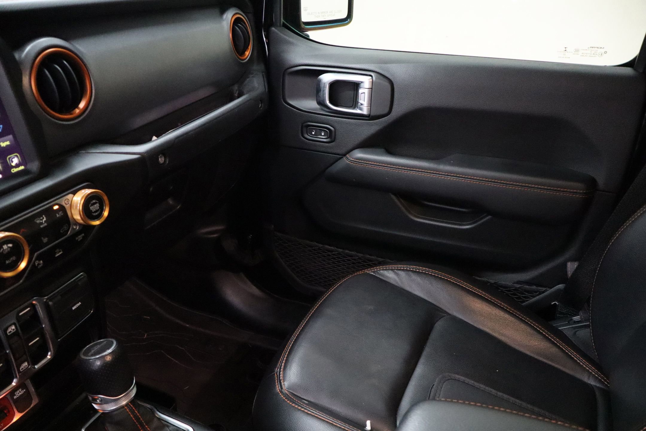 Used 2021 Jeep Gladiator Mojave w/ Dual Top Group image 23