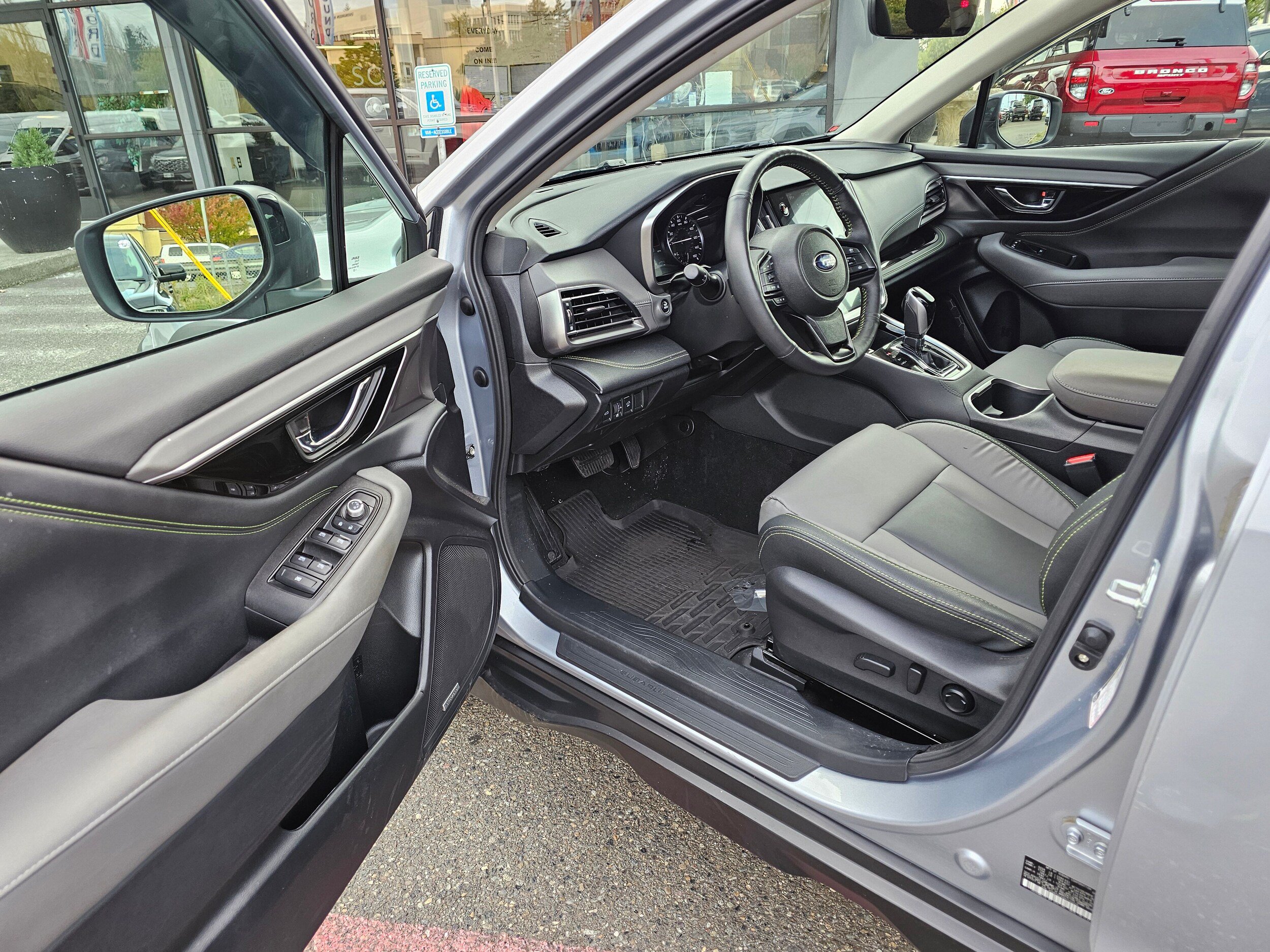 Used 2024 Subaru Outback Onyx Edition XT AWD/4WD image 21