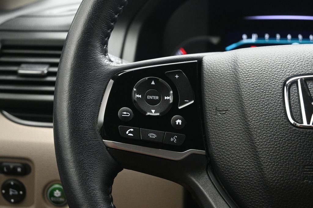 Used 2021 Honda Pilot Touring image 23