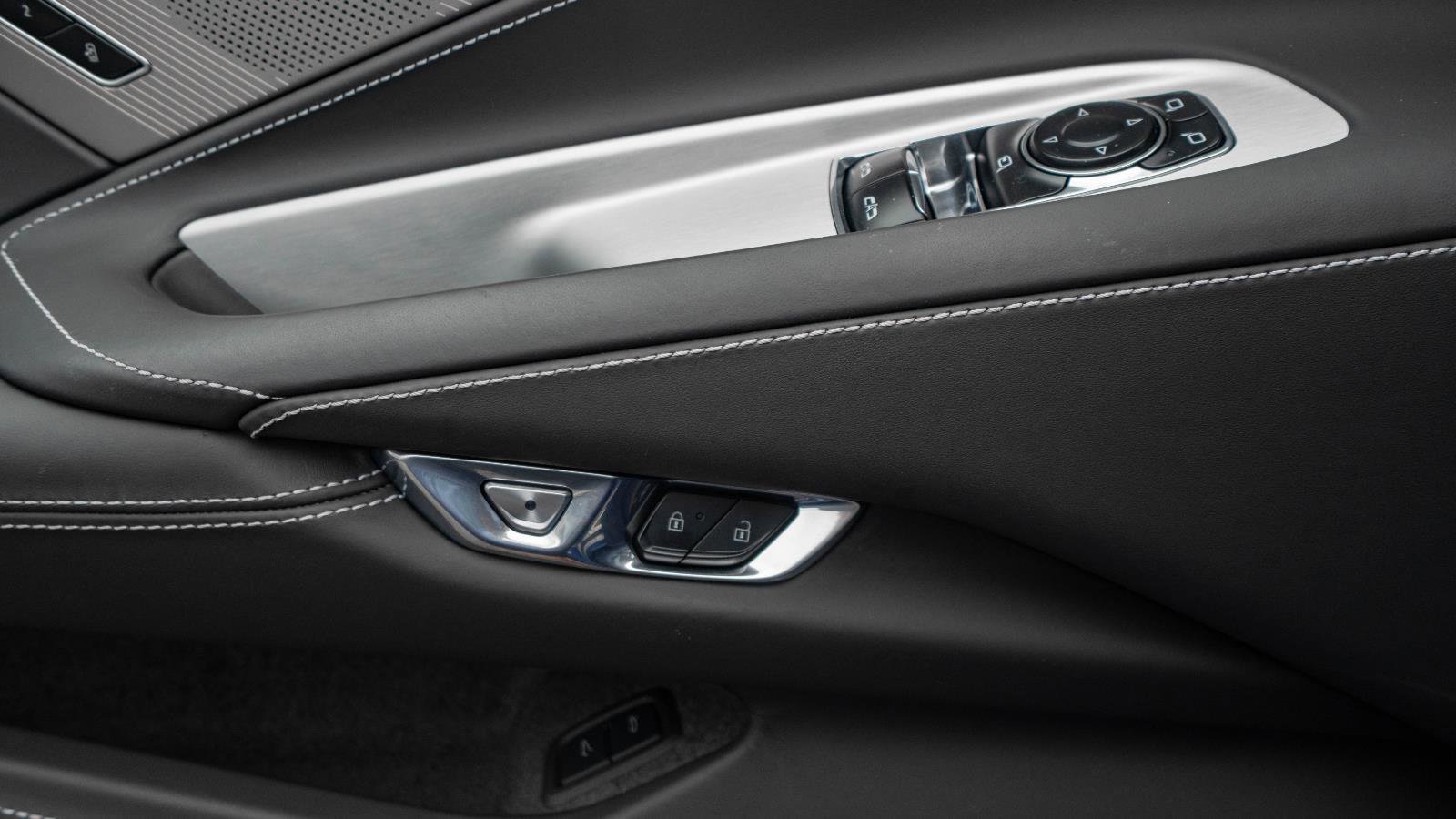 Used 2023 Chevrolet Corvette Stingray Premium Cpe w/ Z51 Performance Package image 33