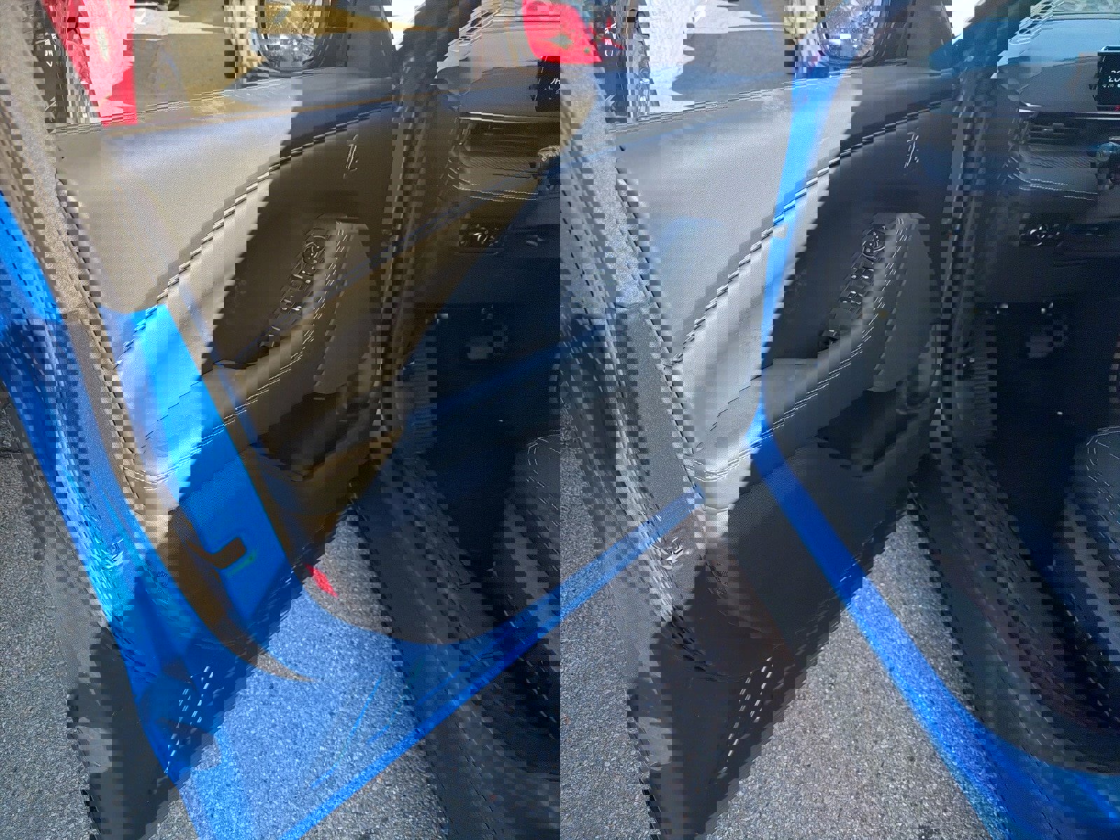 Certified 2025 Ford Mustang Mach-E Select image 10