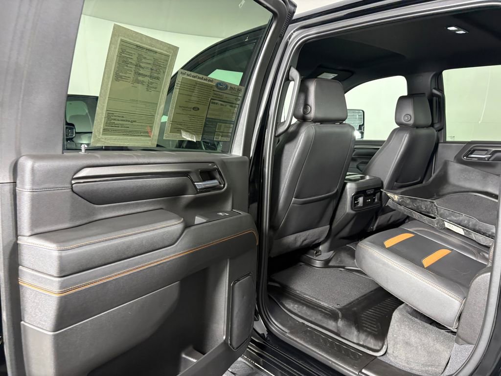 Used 2024 GMC Sierra 2500 AT4 AWD/4WD image 27