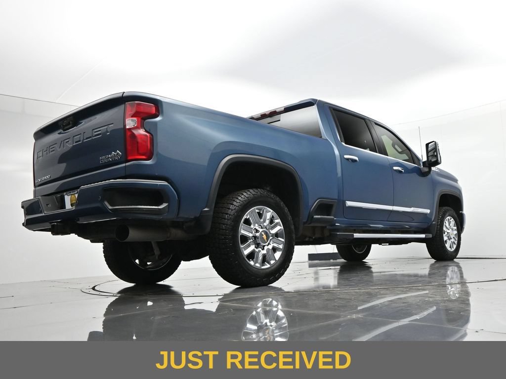 Used 2024 Chevrolet Silverado 3500 High Country w/ Z71 Off-Road Package AWD/4WD image 21