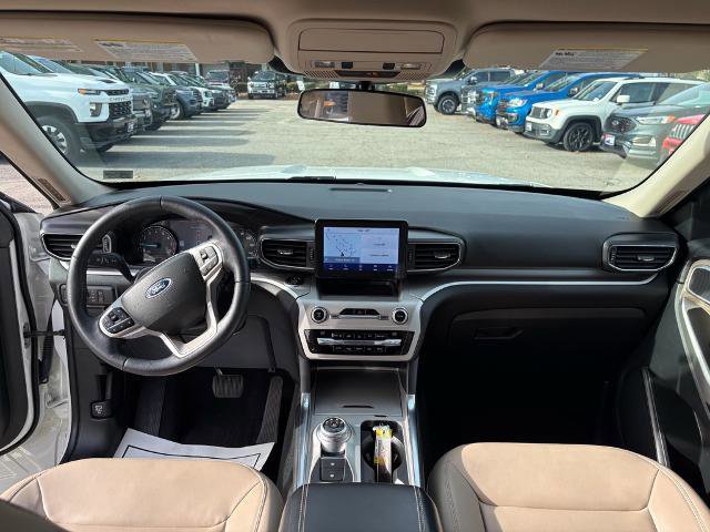 Certified 2021 Ford Explorer XLT w/ Equipment Group 202A image 13