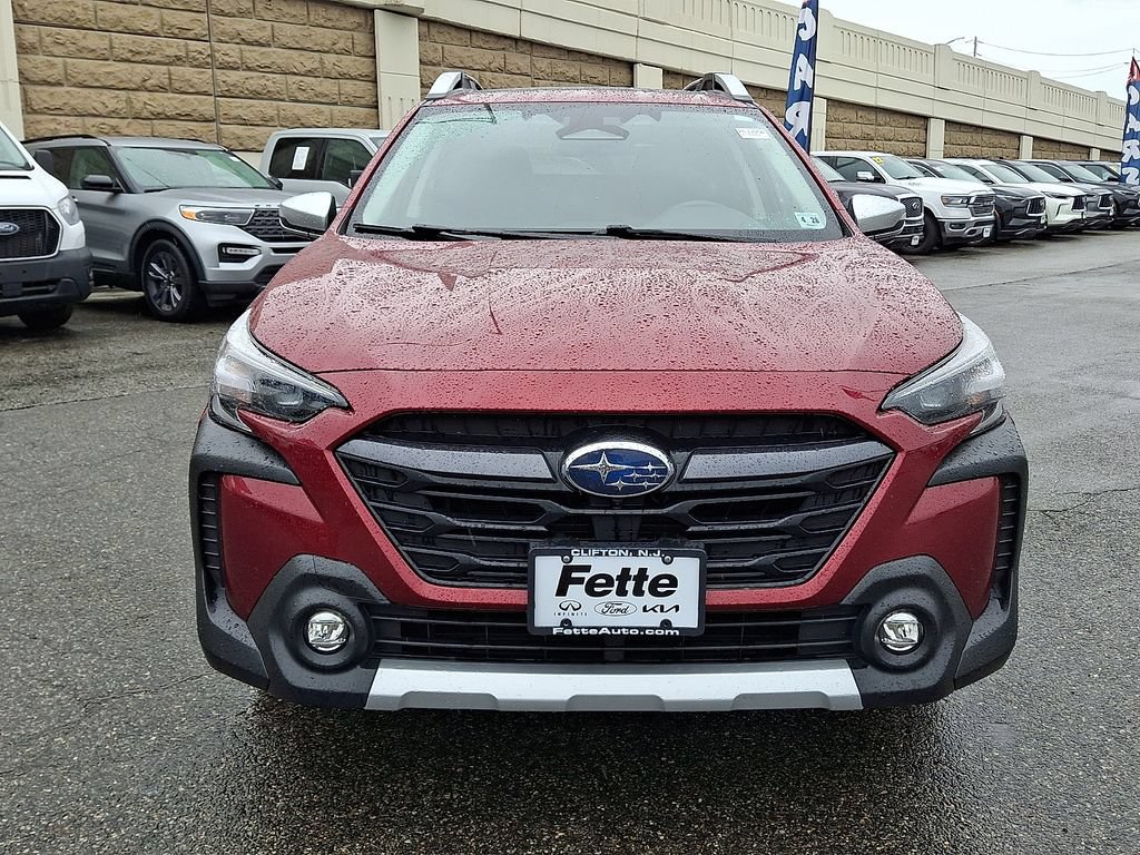 Used 2023 Subaru Outback Touring AWD/4WD image 2