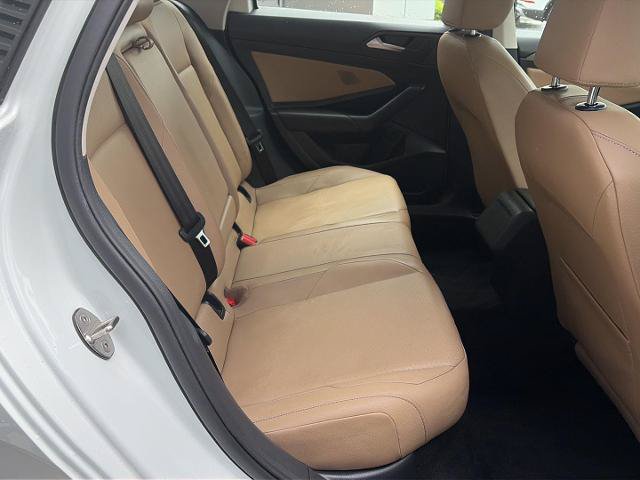 Used 2019 Volkswagen Jetta SEL FWD image 16