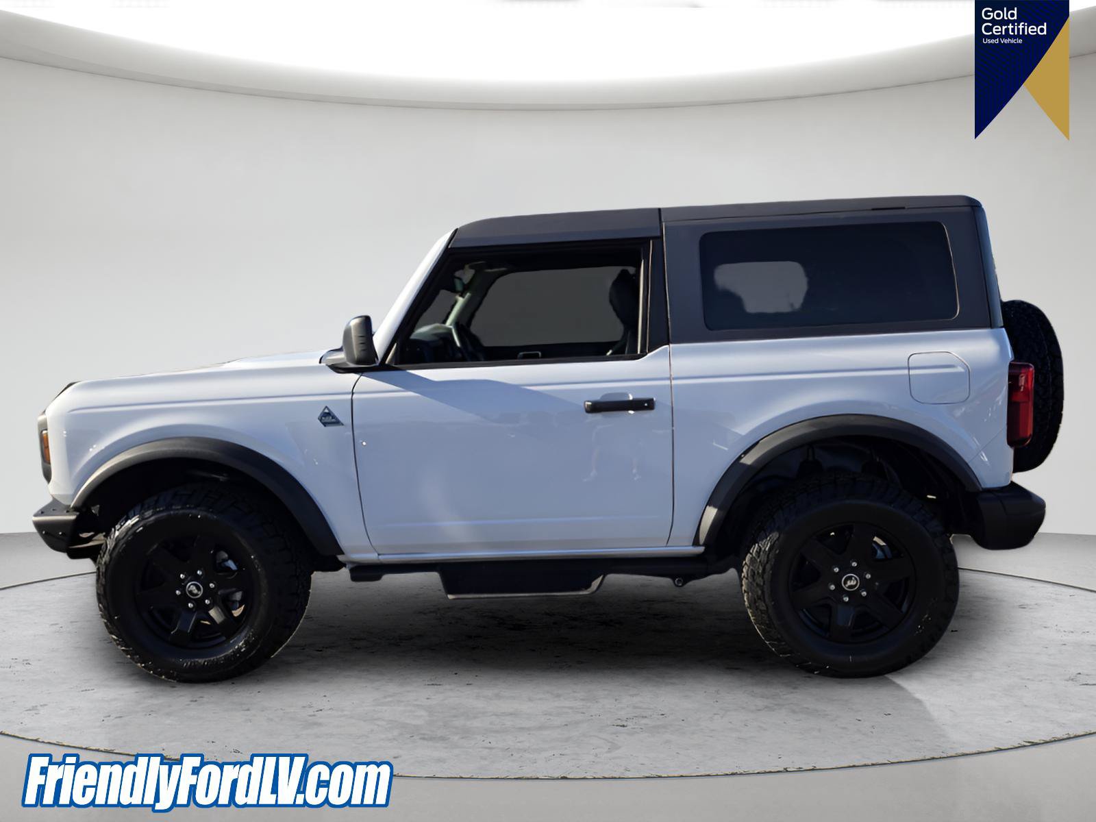 Certified 2024 Ford Bronco Black Diamond AWD/4WD image 3