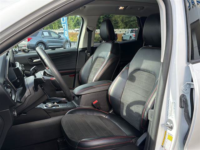 Certified 2022 Ford Escape SEL w/ SEL Stealth AWD Package image 14