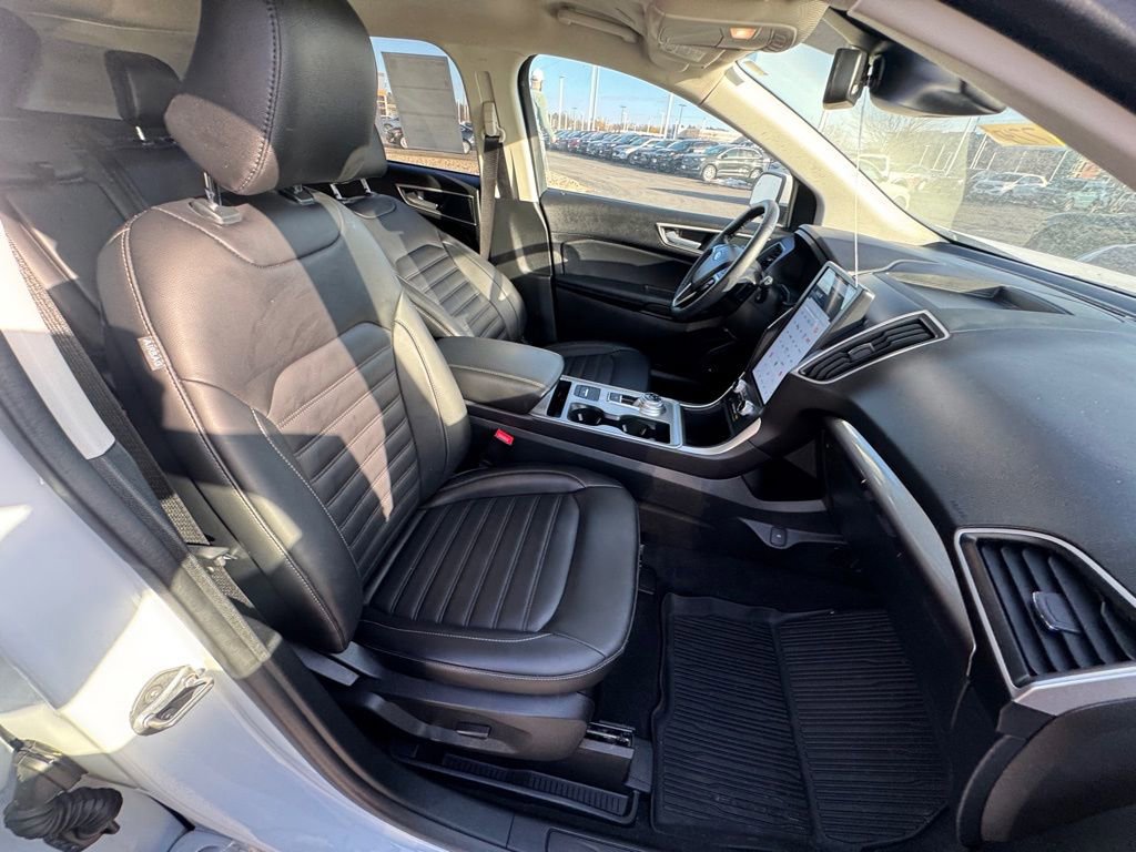 Certified 2024 Ford Edge SEL w/ Convenience Package image 20