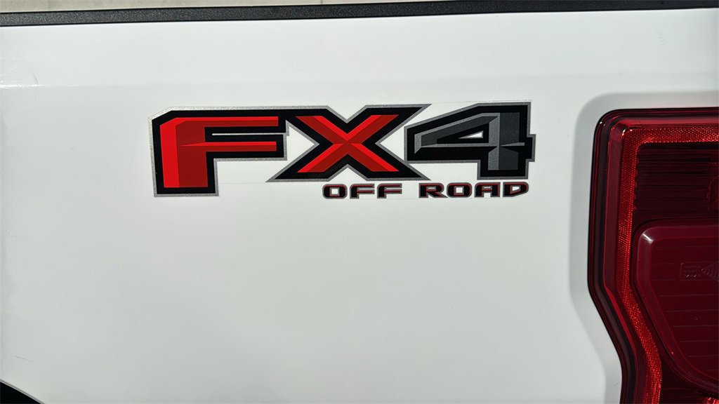 Certified 2020 Ford F350 Lariat w/ Lariat Ultimate Package image 9