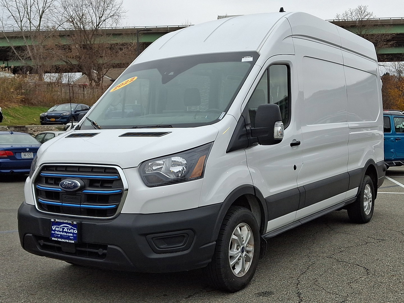 Certified 2022 Ford E-Transit image 4