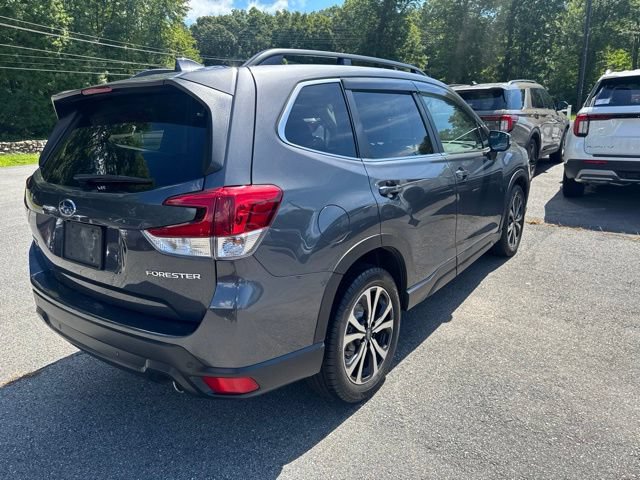 Used 2020 Subaru Forester Limited AWD/4WD image 5