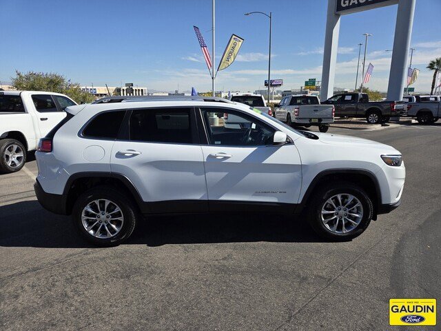 Used 2021 Jeep Cherokee Latitude Lux w/ Sun & Sound Group AWD/4WD image 8