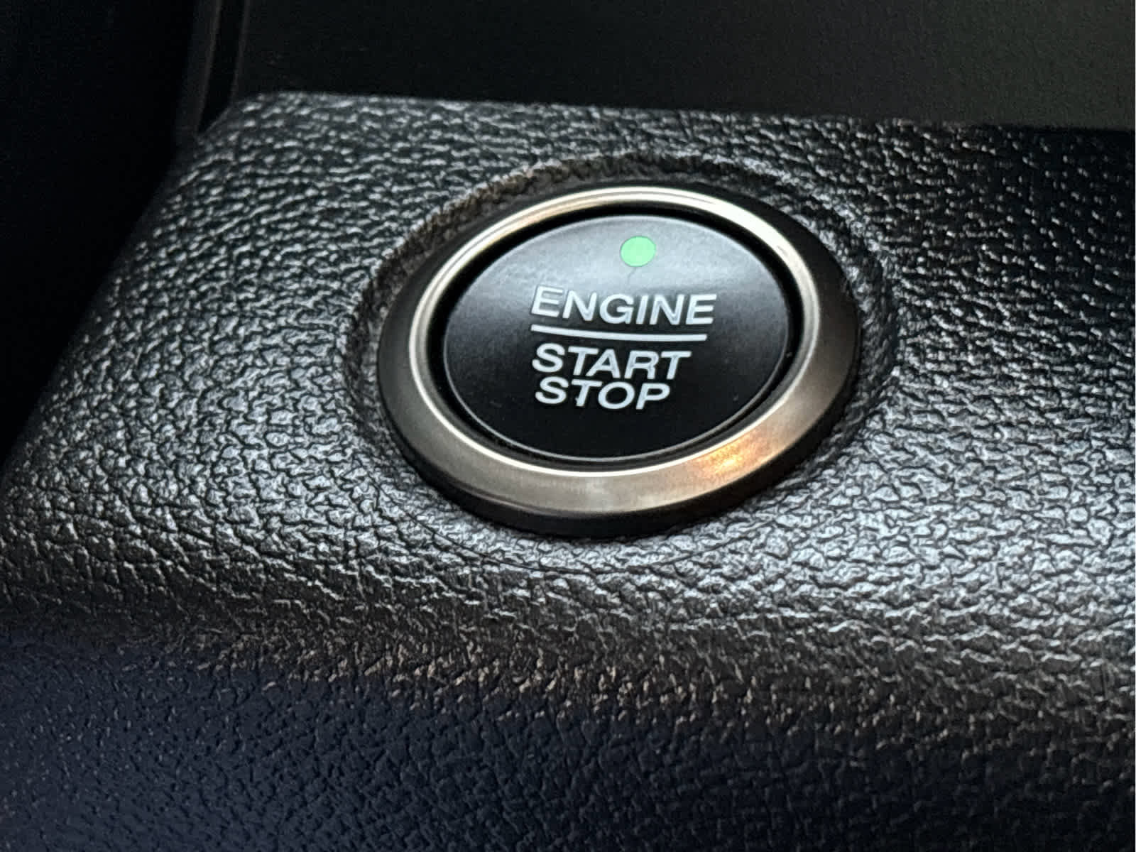 Certified 2019 Ford F150 Raptor w/ Equipment Group 802A Luxury image 29