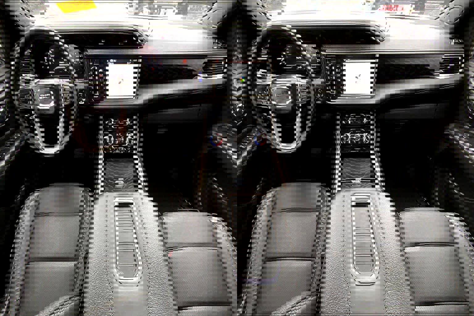 Used 2024 GMC Yukon XL Denali image 14