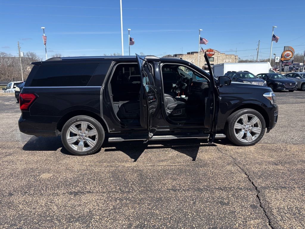 Certified 2024 Ford Expedition Max Platinum image 8