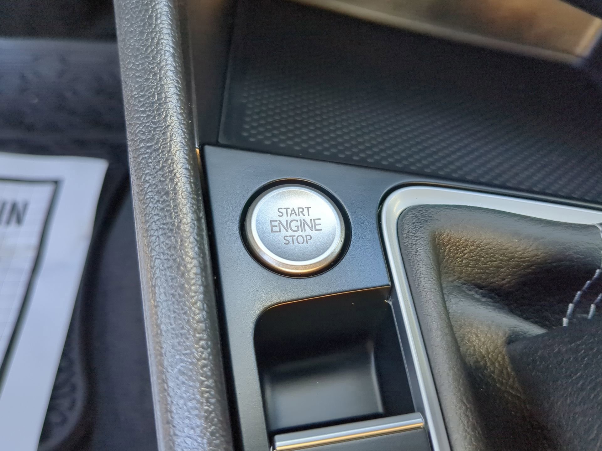 Used 2024 Volkswagen Jetta SE image 59