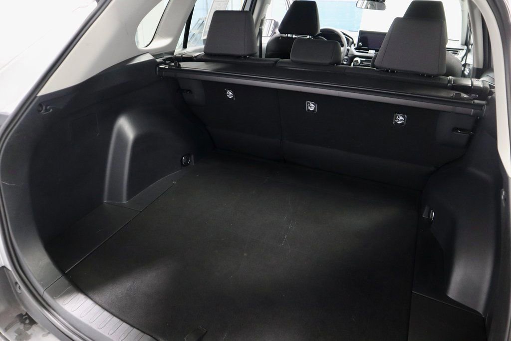 Used 2025 Toyota RAV4 XLE image 12
